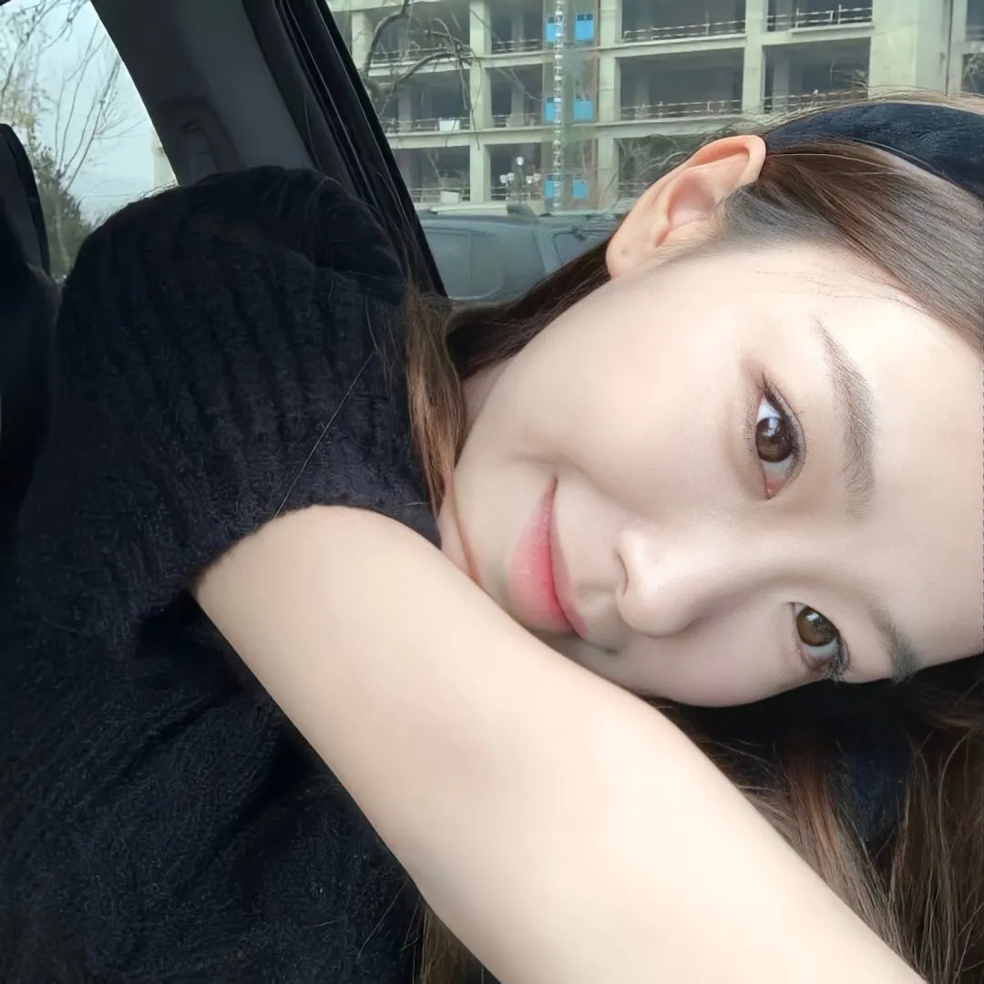 戛纳机密第一季